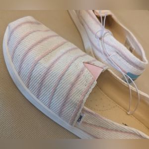 TOMS Women's Redondo Loafer Flat pink serape